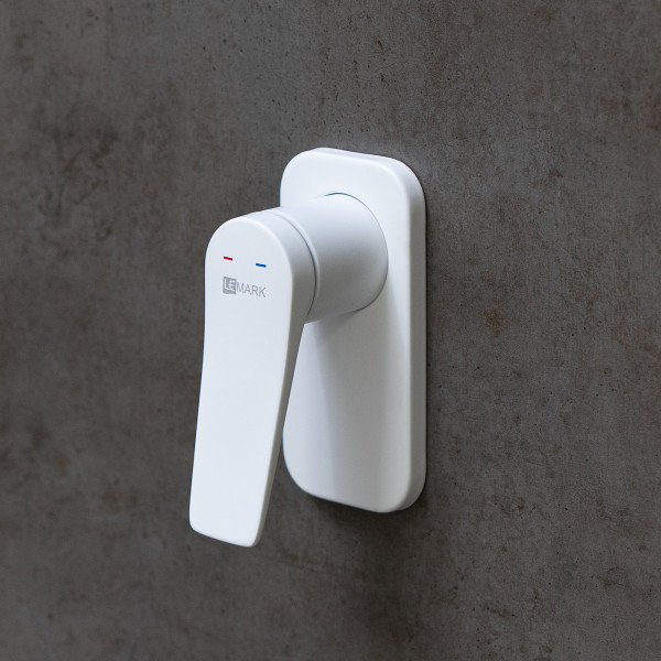 Смеситель для ванны и душа Lemark Bronx встраиваемый белый матовый (LM3723MW)