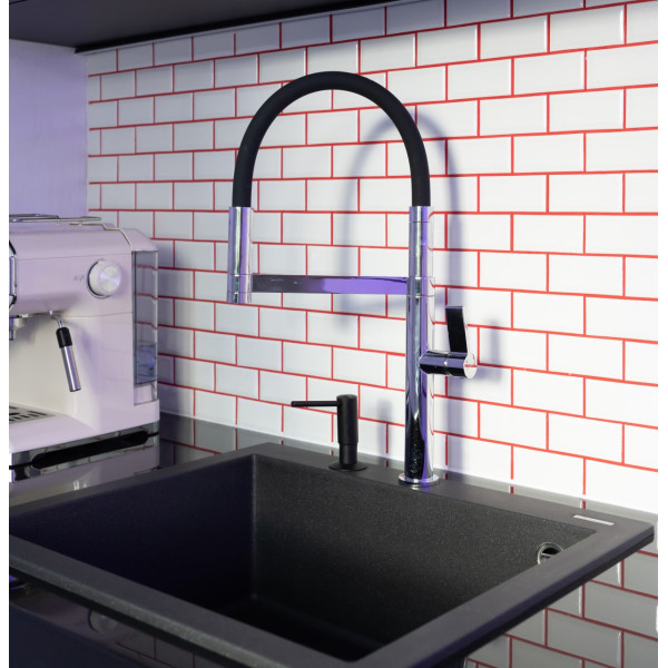 Смеситель для кухни Omoikiri Osaka C-BL с гибким изливом хром/черный (4994333)