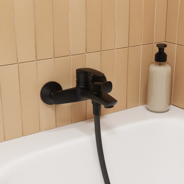 Смеситель для ванны и душа Iddis Ray черный (RAYBL02i02WA) Смеситель для ванны и душа Iddis Ray черный (RAYBL02i02WA)