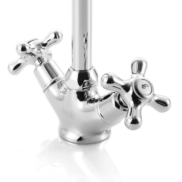 Смеситель для кухни Iddis Jeals (59000T4C+W04)