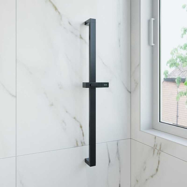 Душевая стойка Iddis Slide черный (SLI70BLi17) Душевая стойка Iddis Slide черный (SLI70BLi17)