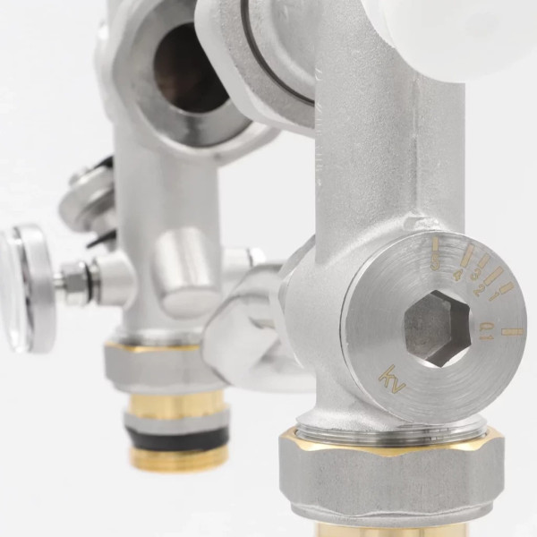 Насосно-смесительный узел Vieir 1” (130мм., байпас, без насоса, с термоголовкой 20-60*С) (VR240) Насосно-смесительный узел Vieir 1” (130мм., байпас, без насоса, с термоголовкой 20-60*С) (VR240)