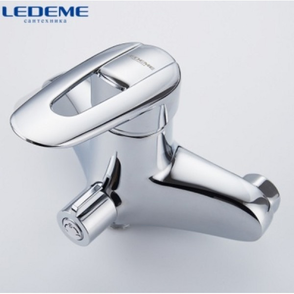Смеситель для ванны и душа Ledeme с душевым гарнитуром (L2207) Смеситель для ванны и душа Ledeme с душевым гарнитуром (L2207)